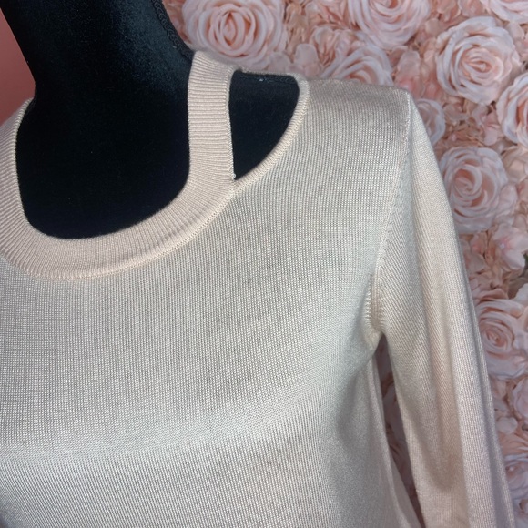 CALVIN KLEIN SWEATER - Picture 2 of 5